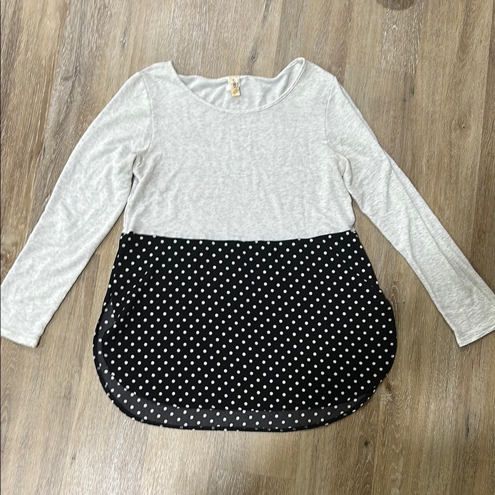 LARA Gray and Black Long Sleeve Tee with Layered Design
